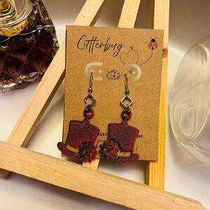 Red and Blue top hat 3D printed designed dangle earrings!